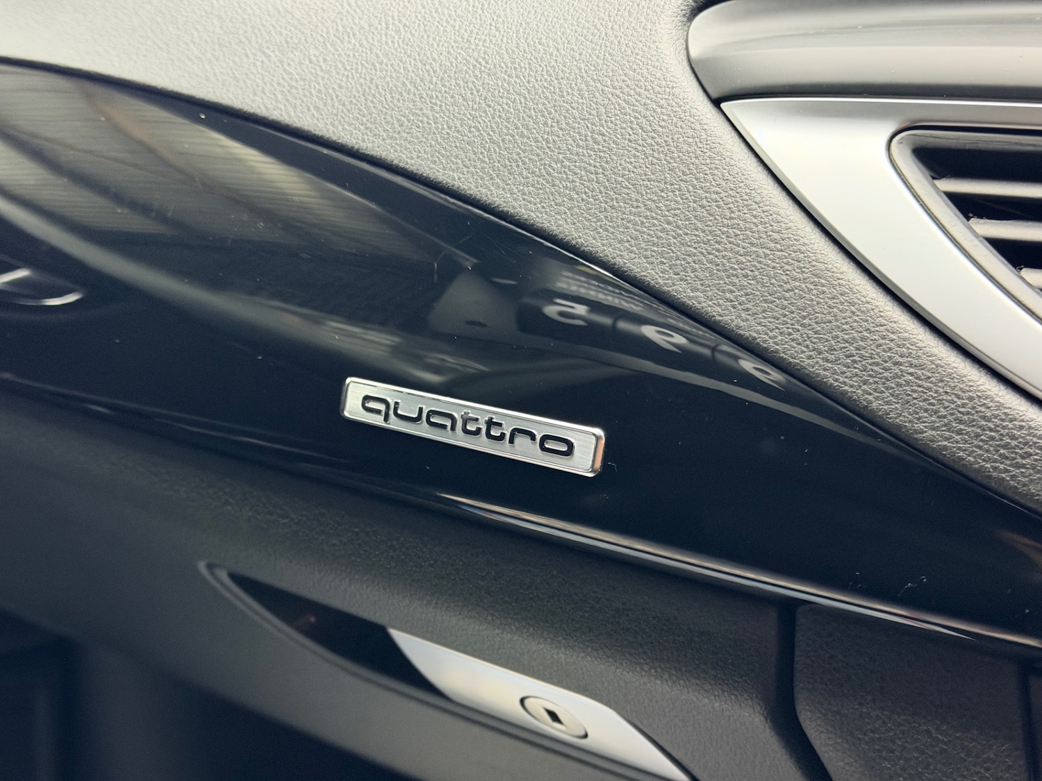 Used Audi A7 2017 for sale - 76776502: Photo 32