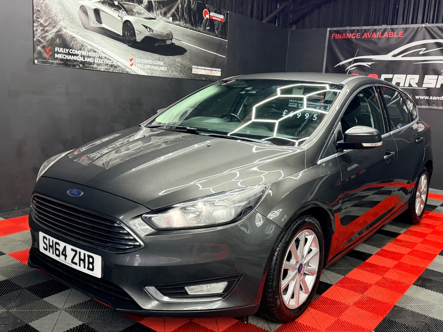 Used Ford Focus 2014 for sale - 76807586: Photo 2