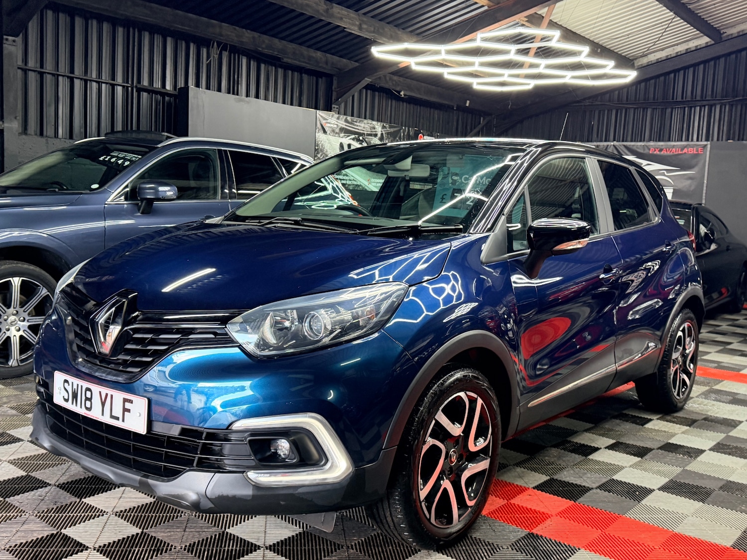 Used Renault Captur 2018 for sale - 77264672: Photo 3