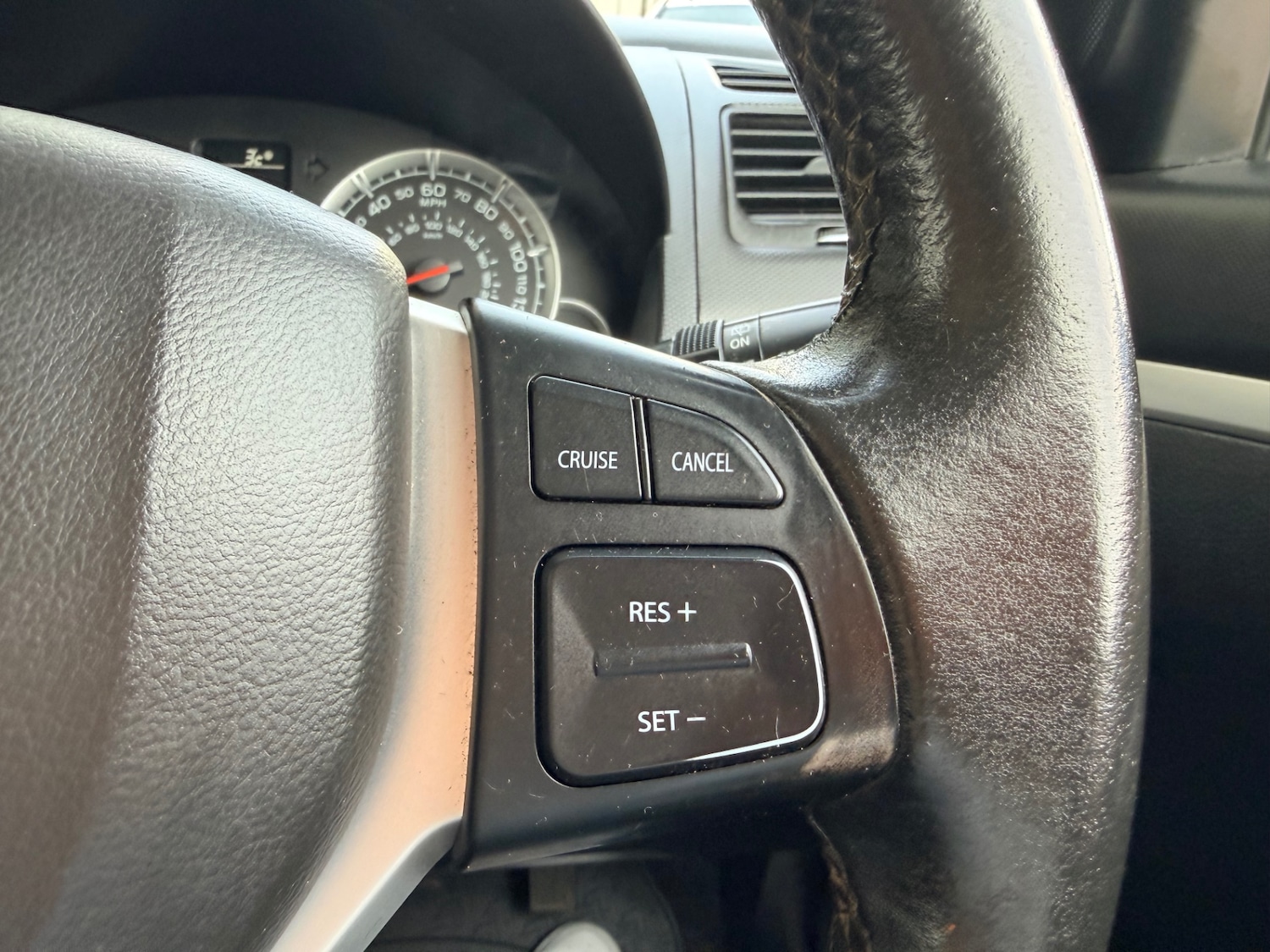 Used Suzuki Swift 2015 for sale - 78131482: Photo 15