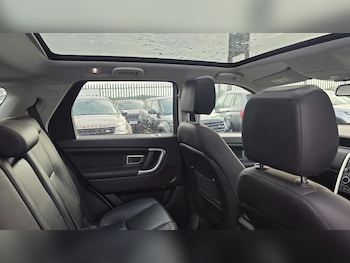 Used Land Rover Discovery Sport 2016 for sale - 78811837: Photo