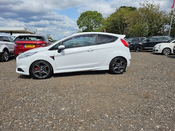 Used Ford Fiesta 2013 for sale - 75881814: Photo
