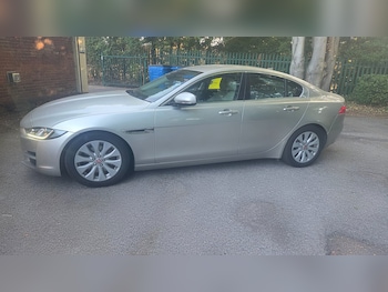Used Jaguar XE 2016 for sale - 79203855: Photo