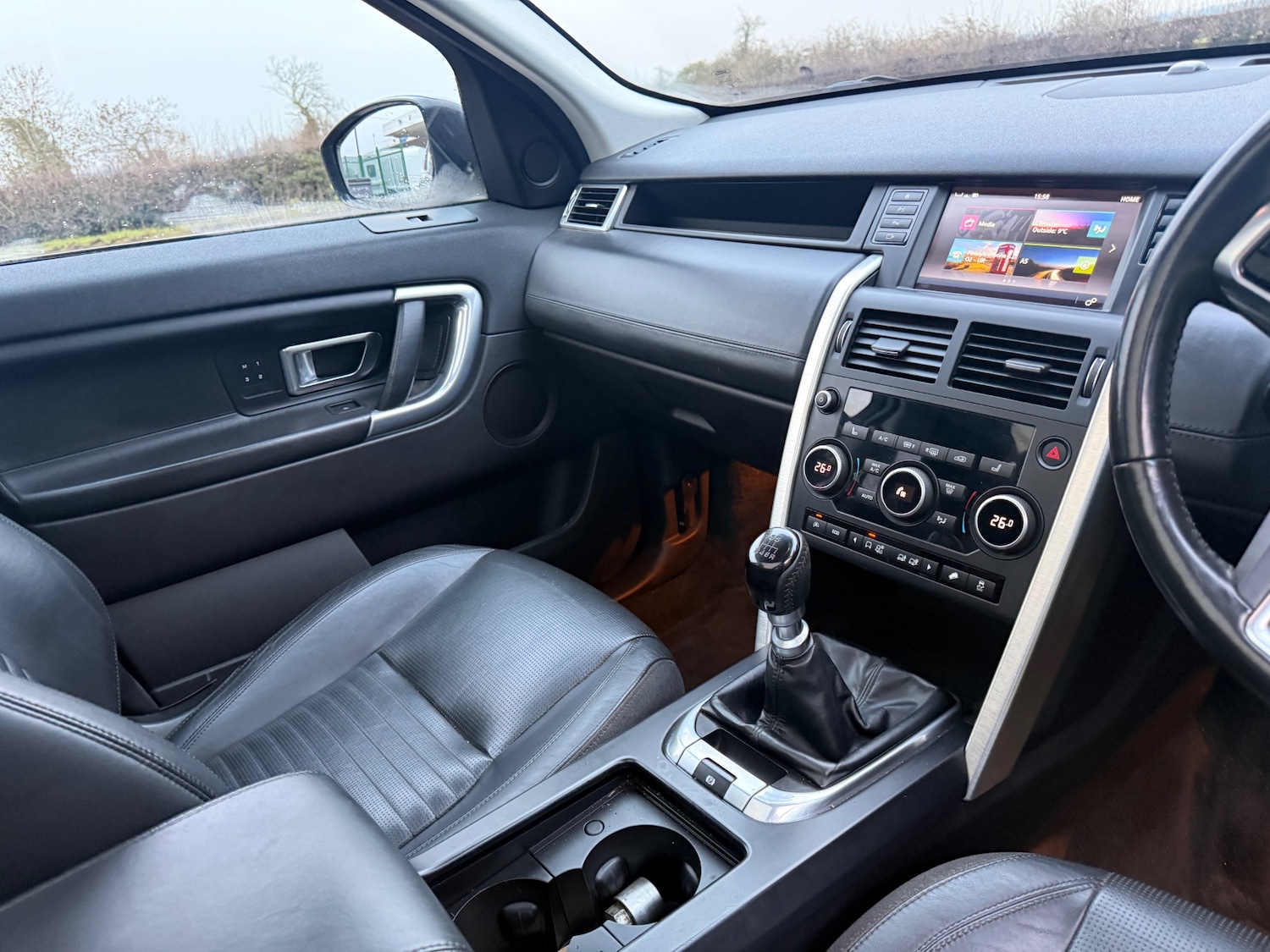 Used Land Rover Discovery Sport 2016 for sale - 77251358: Photo 12