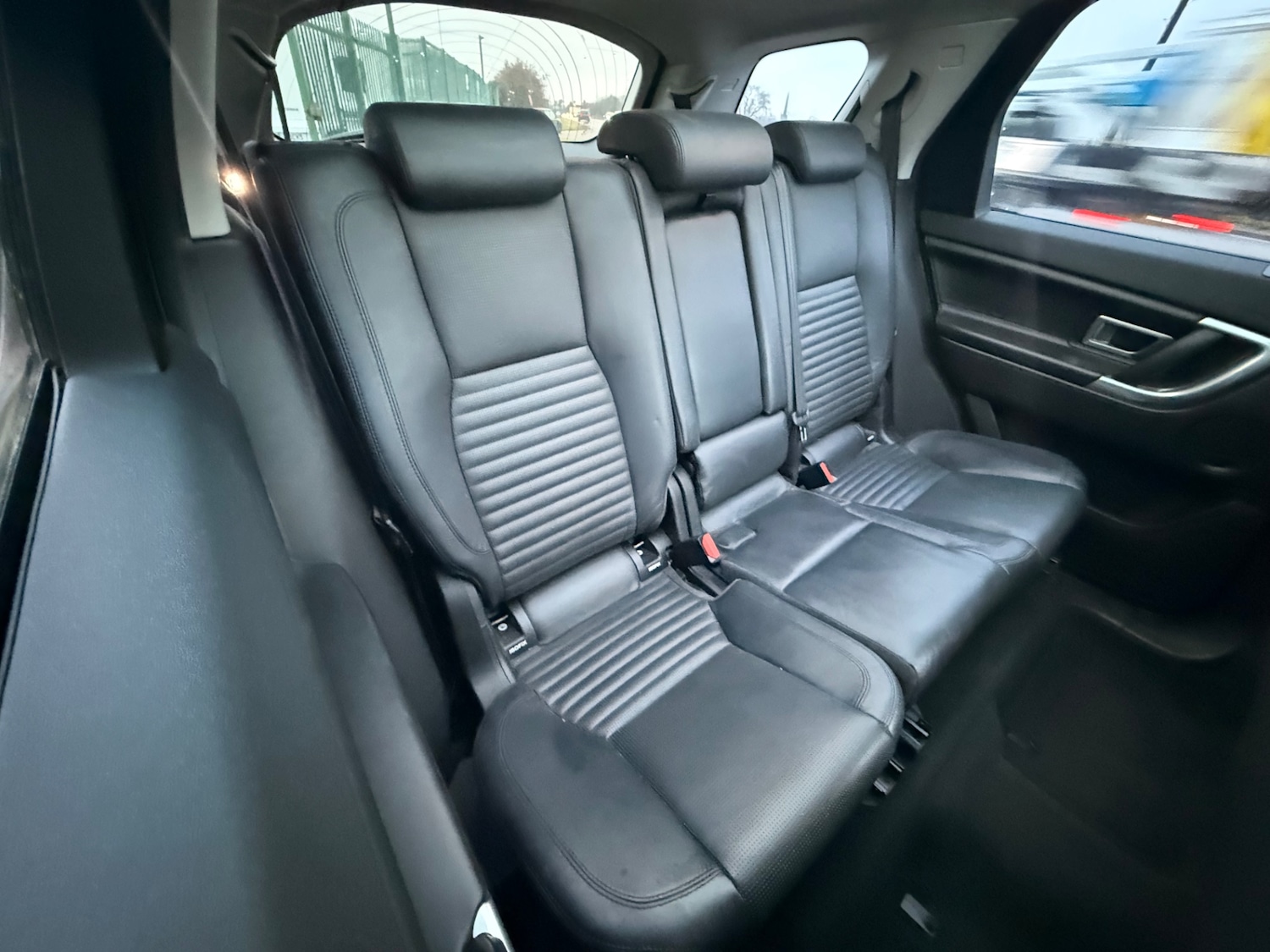 Used Land Rover Discovery Sport 2016 for sale - 77251358: Photo 16