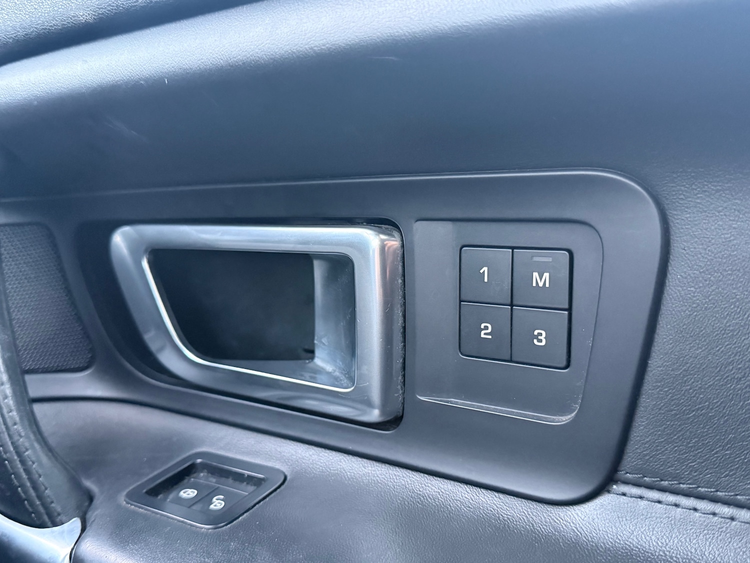 Used Land Rover Discovery Sport 2016 for sale - 77251358: Photo 22