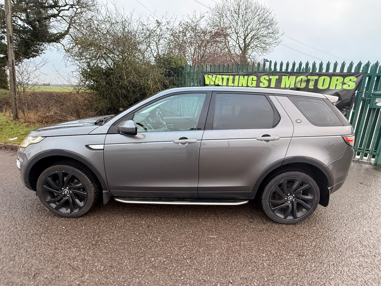 Used Land Rover Discovery Sport 2016 for sale - 77251358: Photo 5