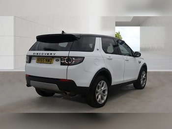 Used Land Rover Discovery Sport 2015 for sale - 78811823: Photo