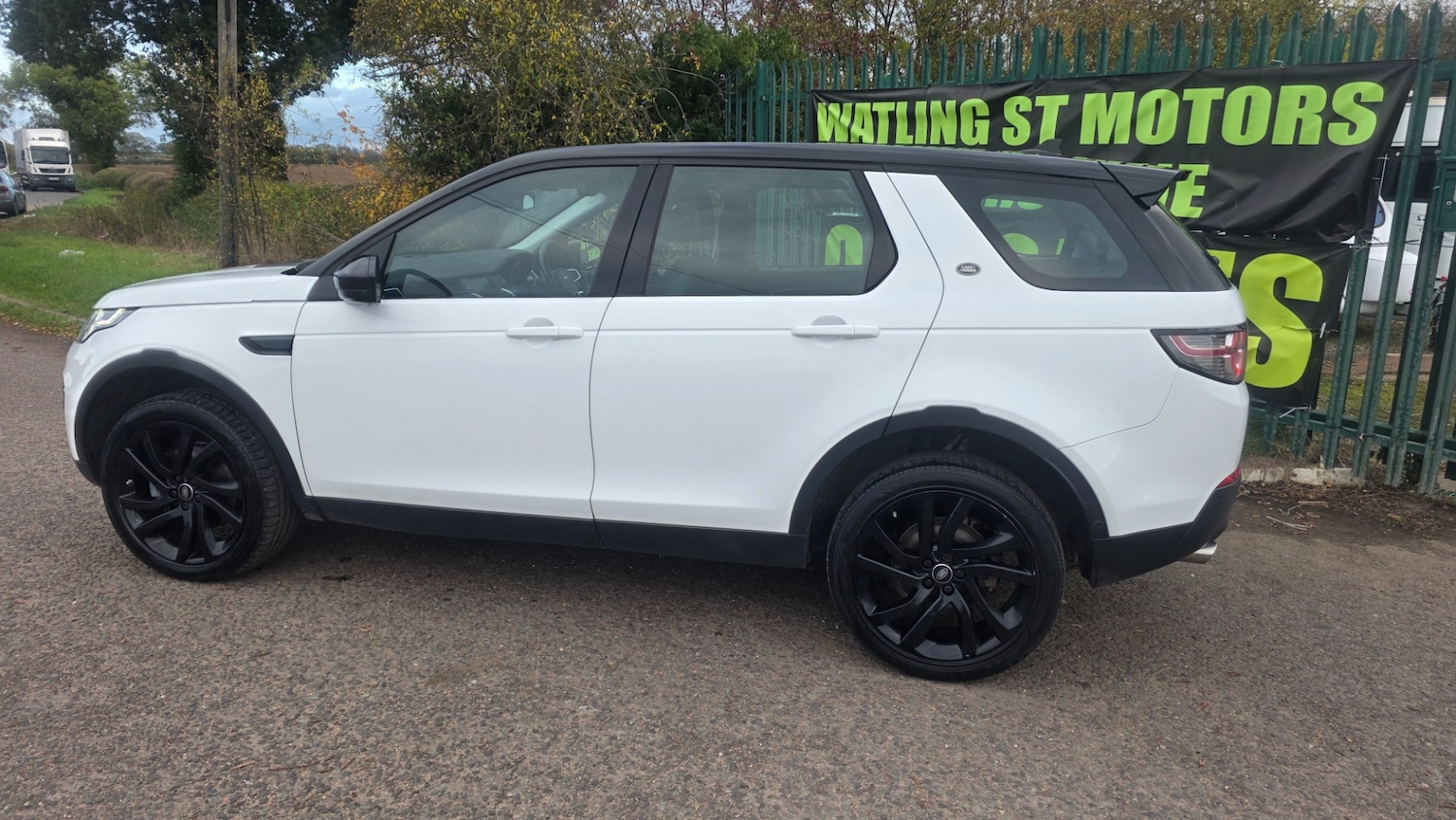 Used Land Rover Discovery Sport 2015 for sale - 76387386: Photo 22