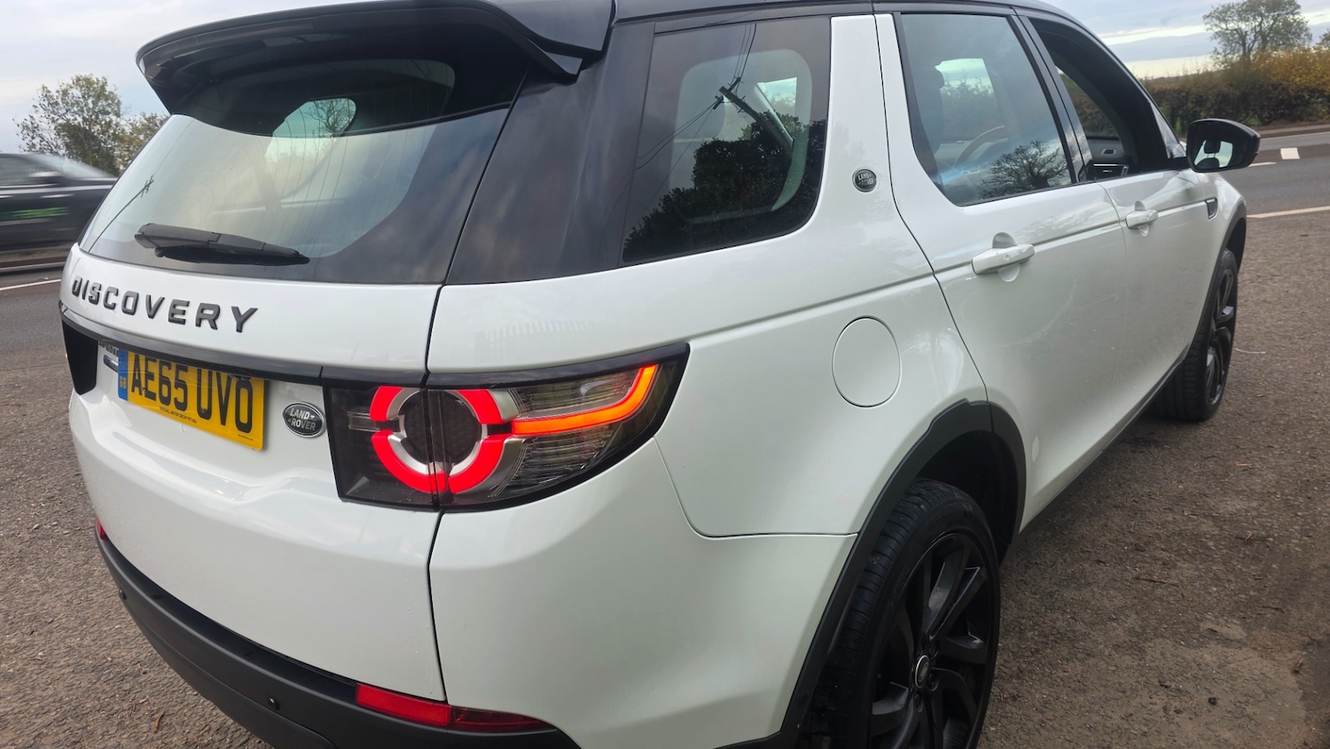 Used Land Rover Discovery Sport 2015 for sale - 76387386: Photo 9