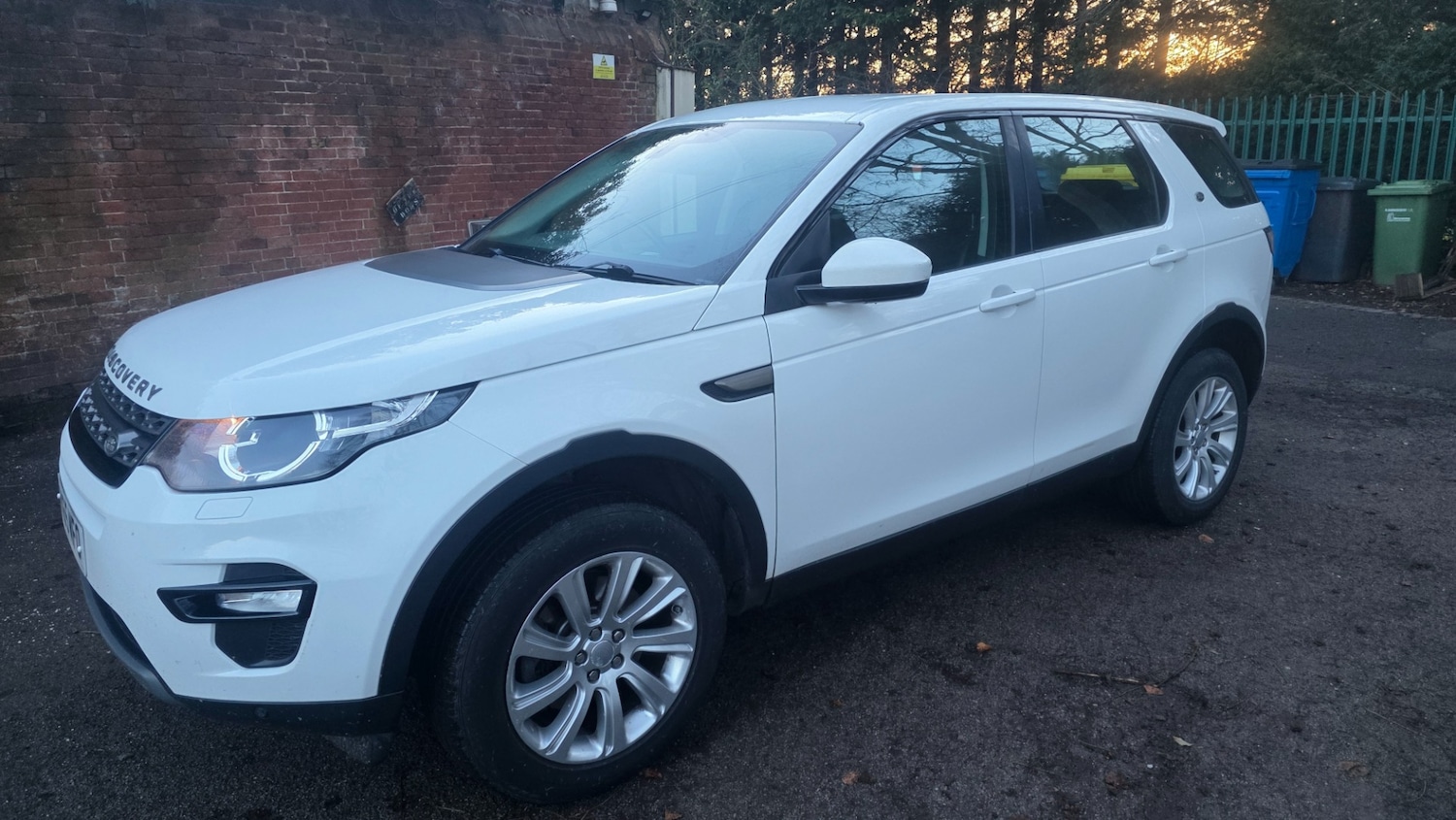 Used Land Rover Discovery Sport 2016 for sale - 77162107: Photo 3