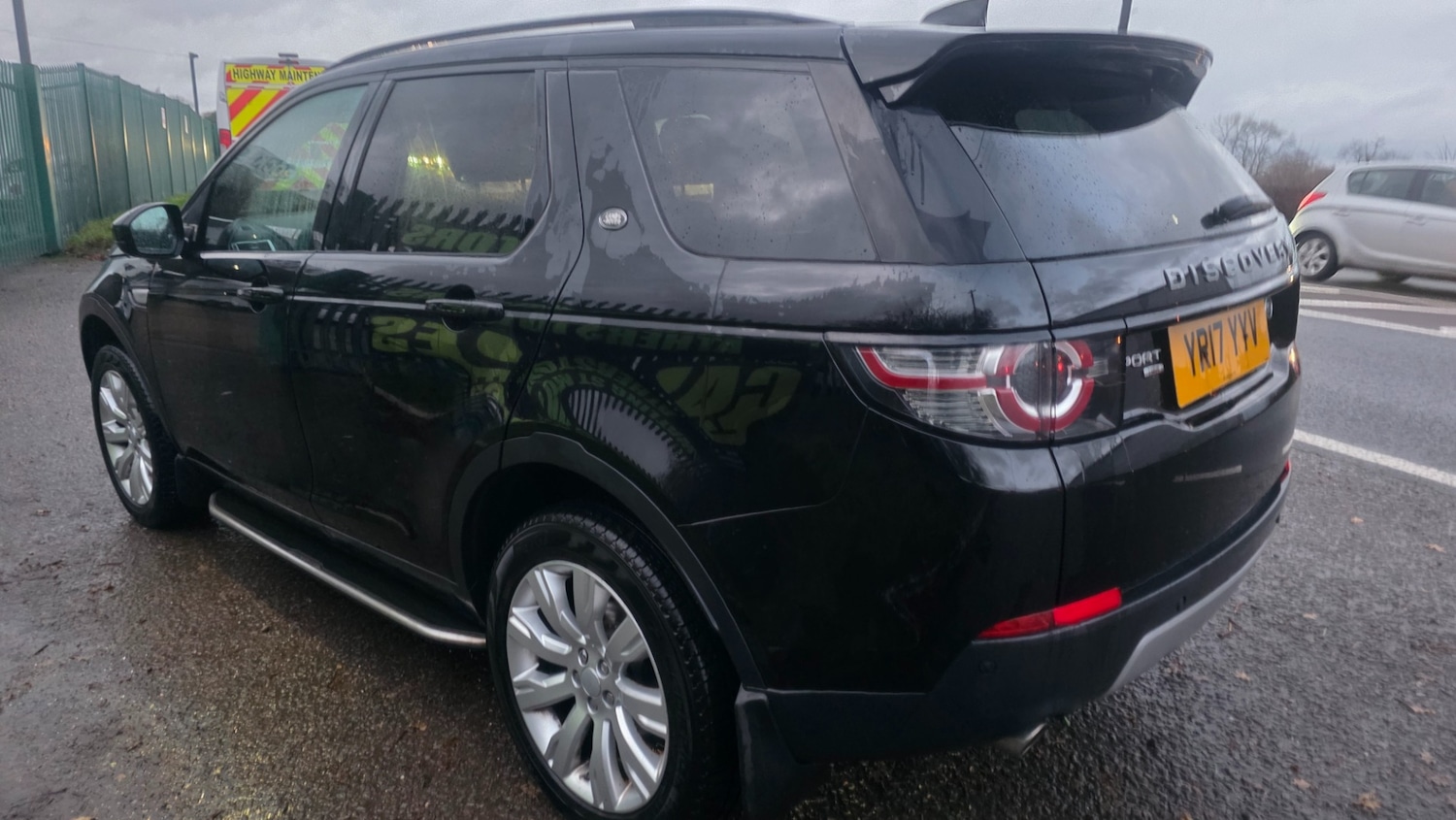Used Land Rover Discovery Sport 2017 for sale - 76897200: Photo 10
