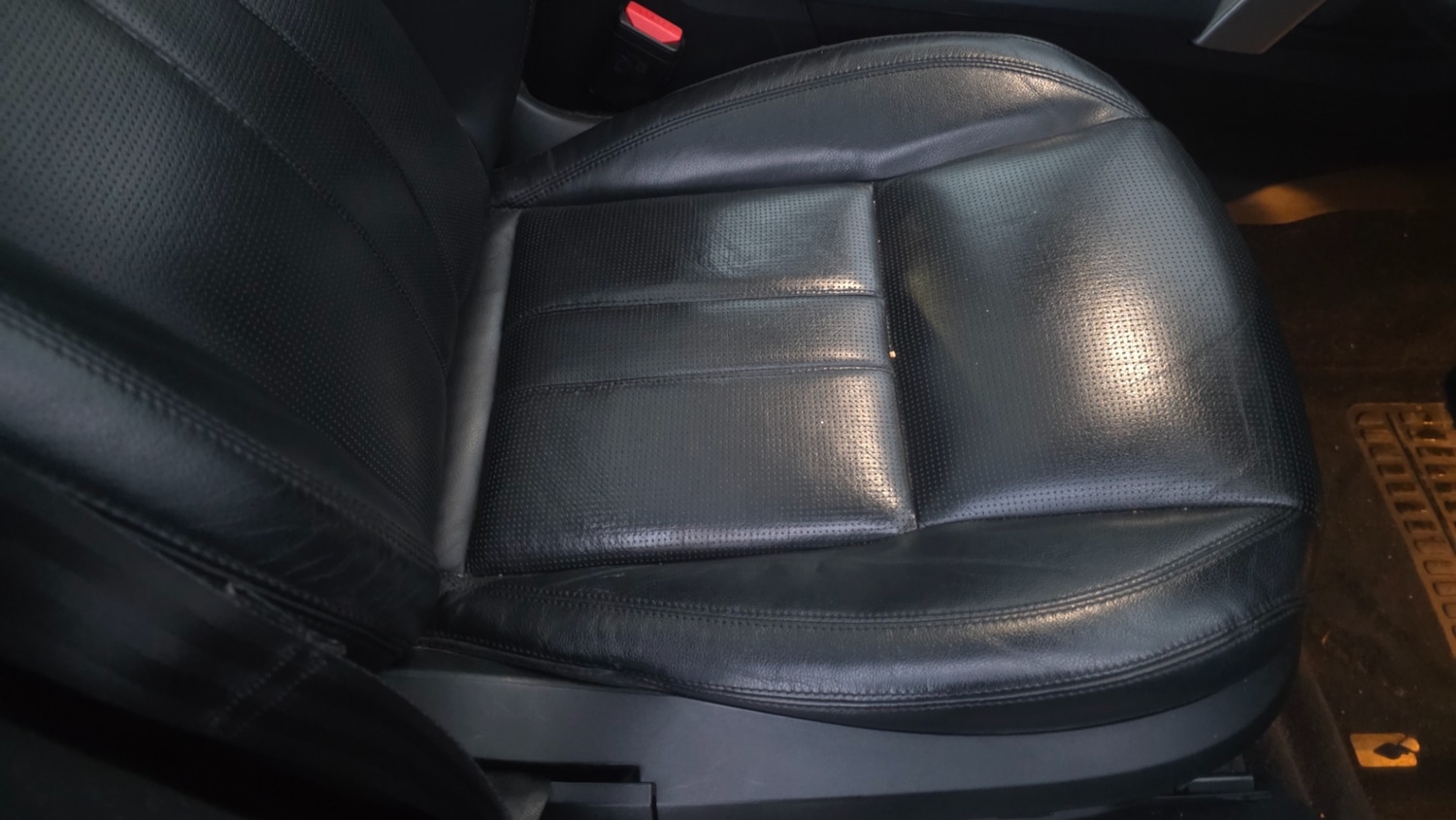 Used Land Rover Discovery Sport 2017 for sale - 76897200: Photo 2