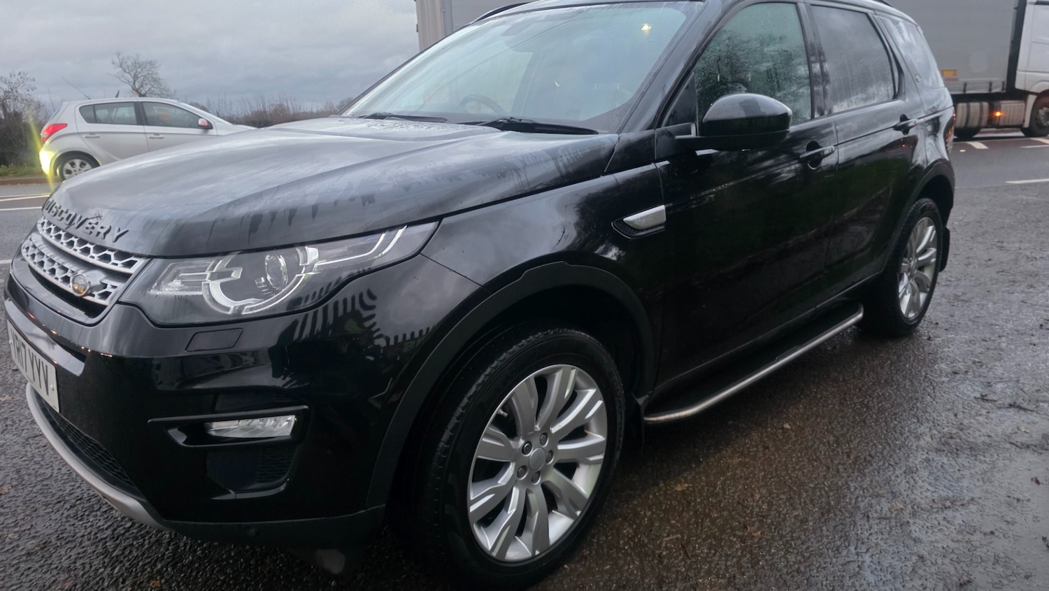 Used Land Rover Discovery Sport 2017 for sale - 76897200: Photo 5