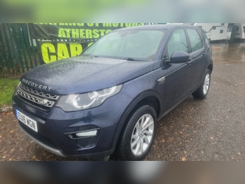 Used Land Rover Discovery Sport 2016 for sale - 77235410: Photo