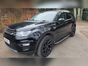 Used Land Rover Discovery Sport 2018 for sale - 78207029: Photo