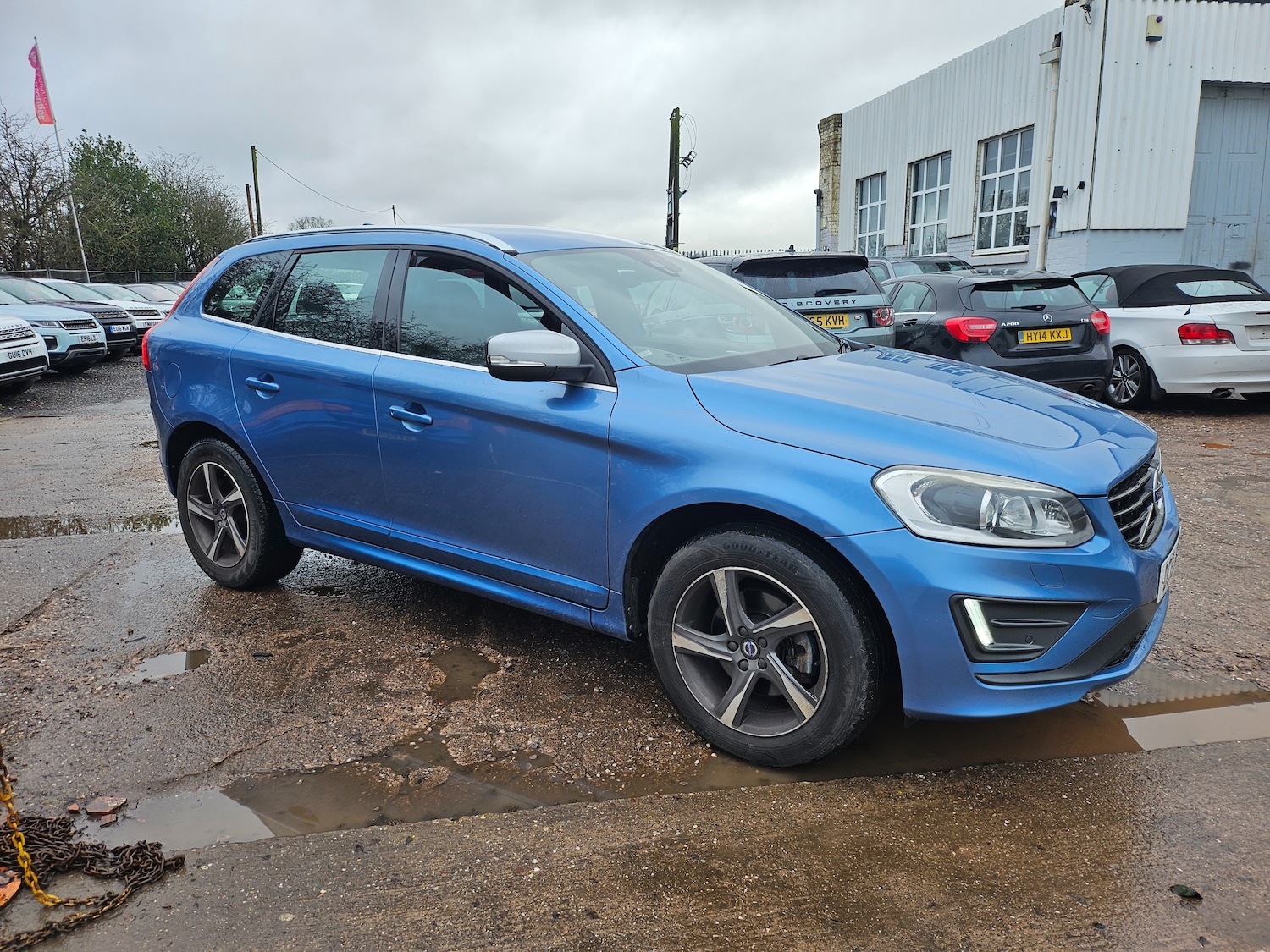 Used Volvo XC60 2015 for sale - 77692058: Photo 7