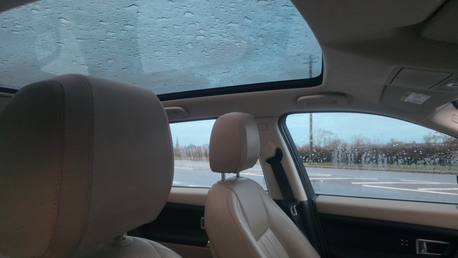 Used Land Rover Discovery Sport 2016 for sale - 77303846: Photo 11