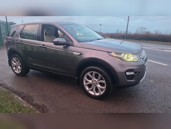Used Land Rover Discovery Sport 2016 for sale - 77303846: Photo