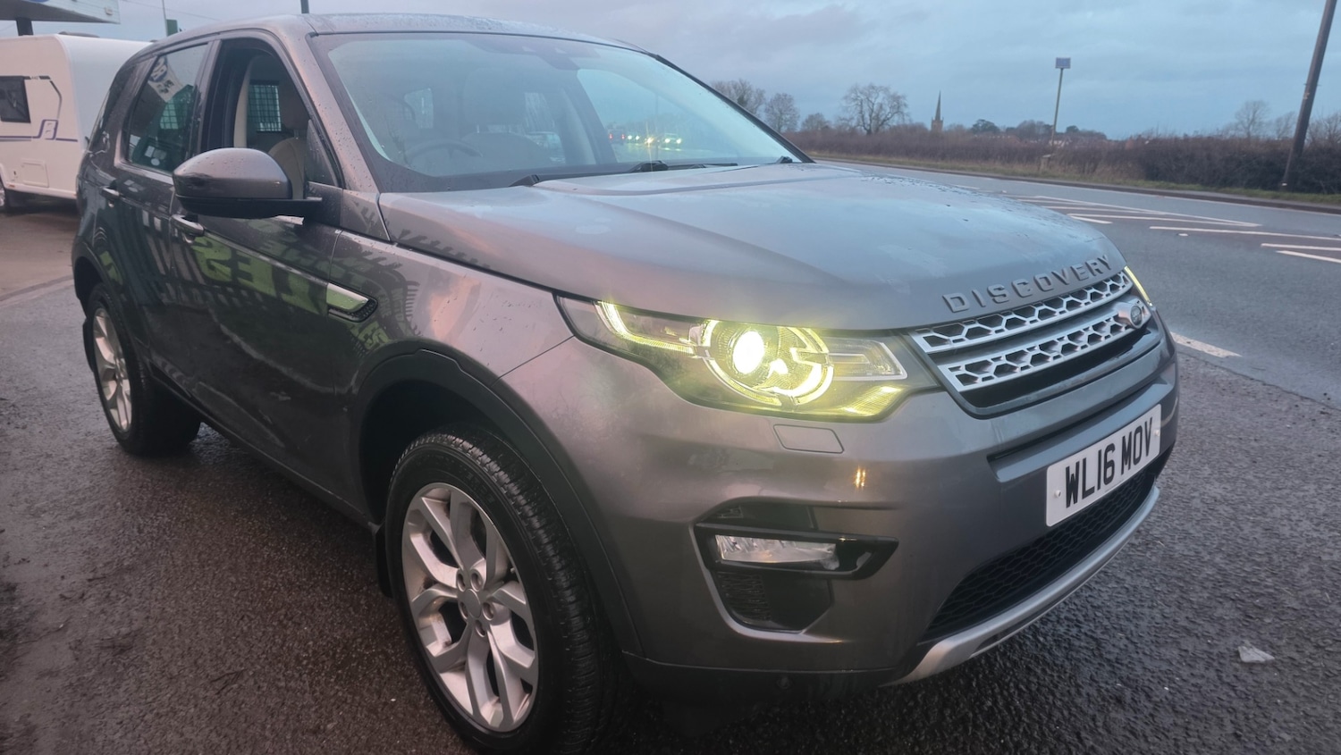 Used Land Rover Discovery Sport 2016 for sale - 77303846: Photo 4