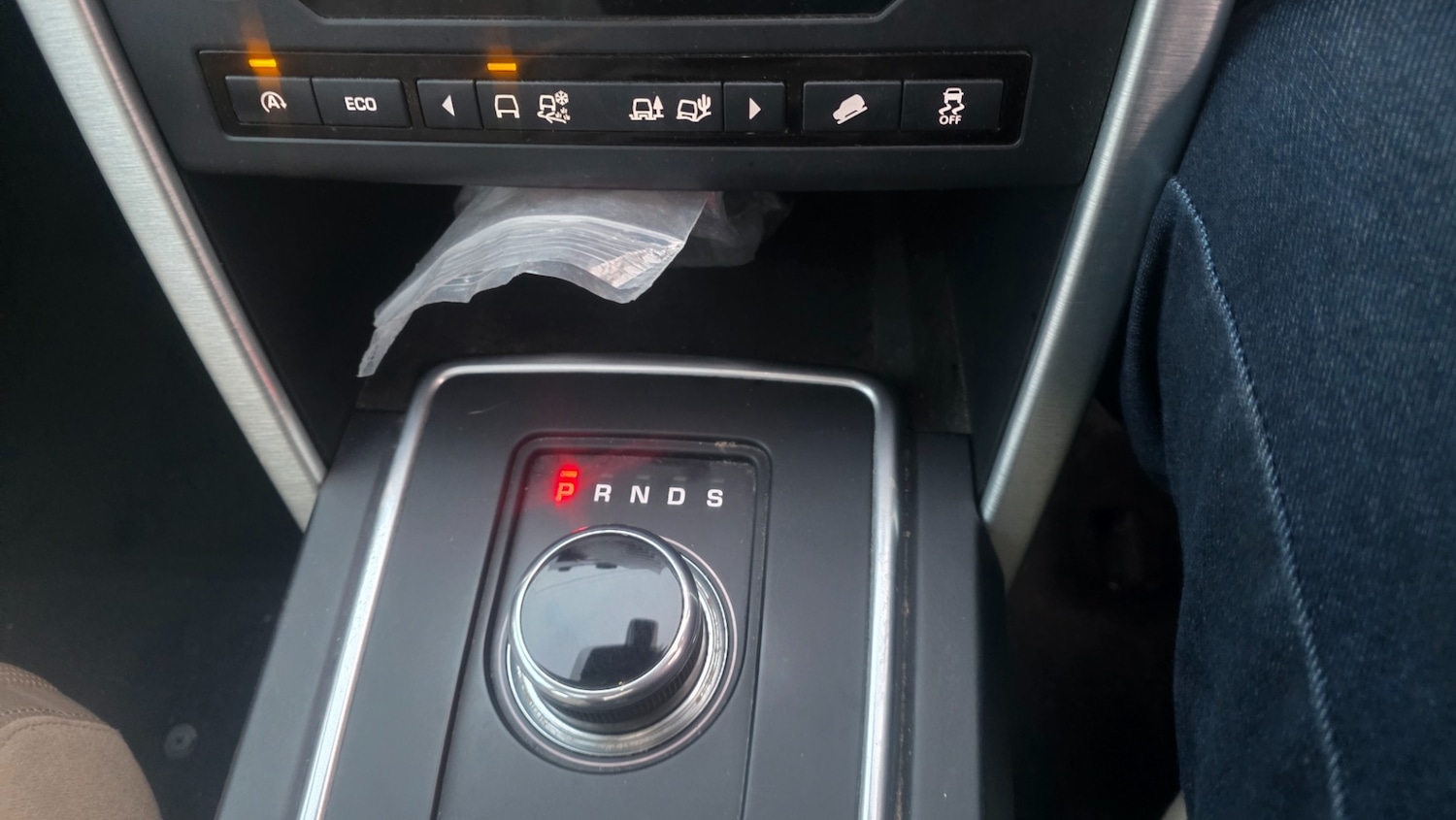 Used Land Rover Discovery Sport 2016 for sale - 77303846: Photo 6