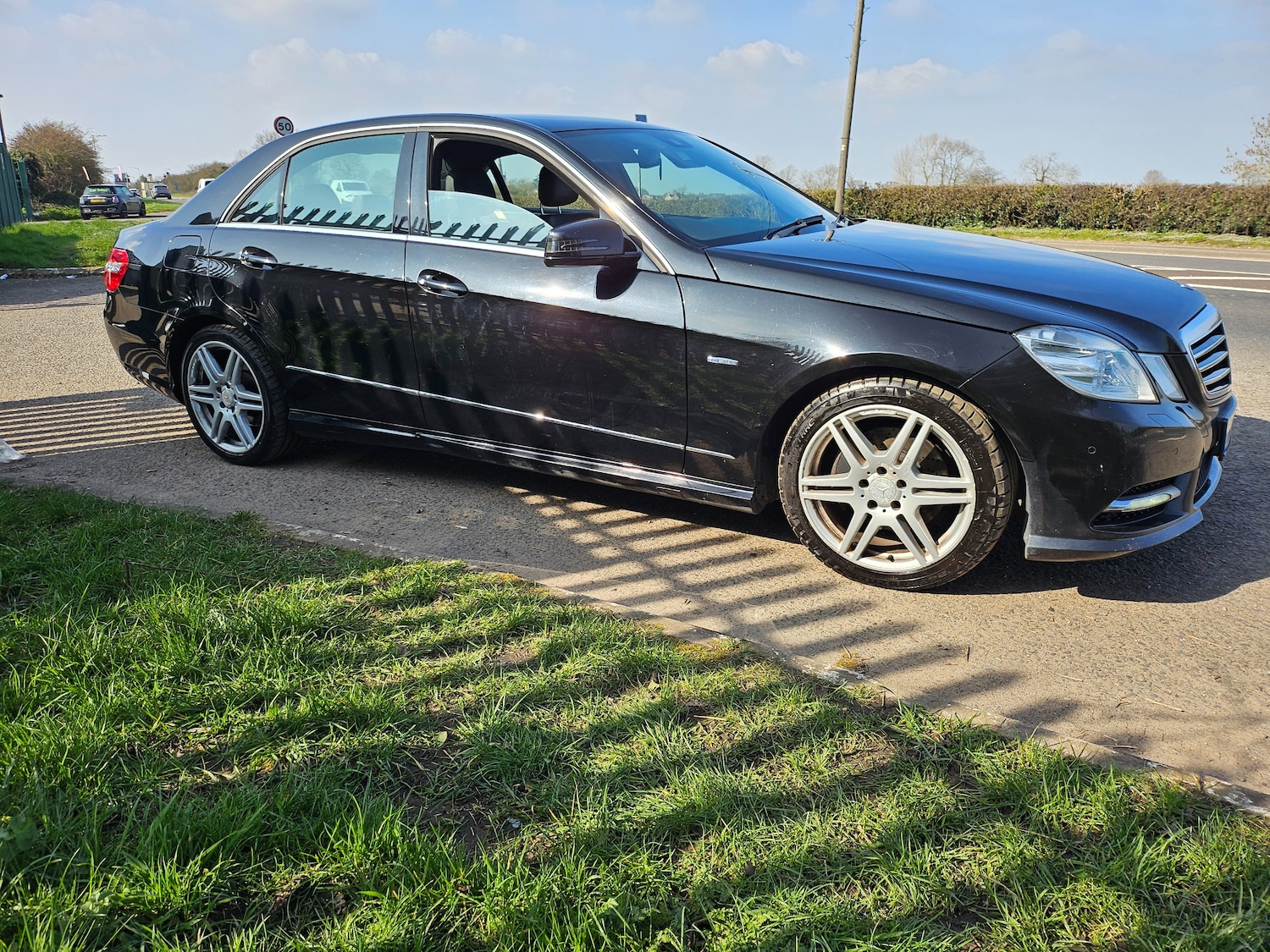 Used Mercedes-Benz E Class 2011 for sale - 77979112: Photo 6