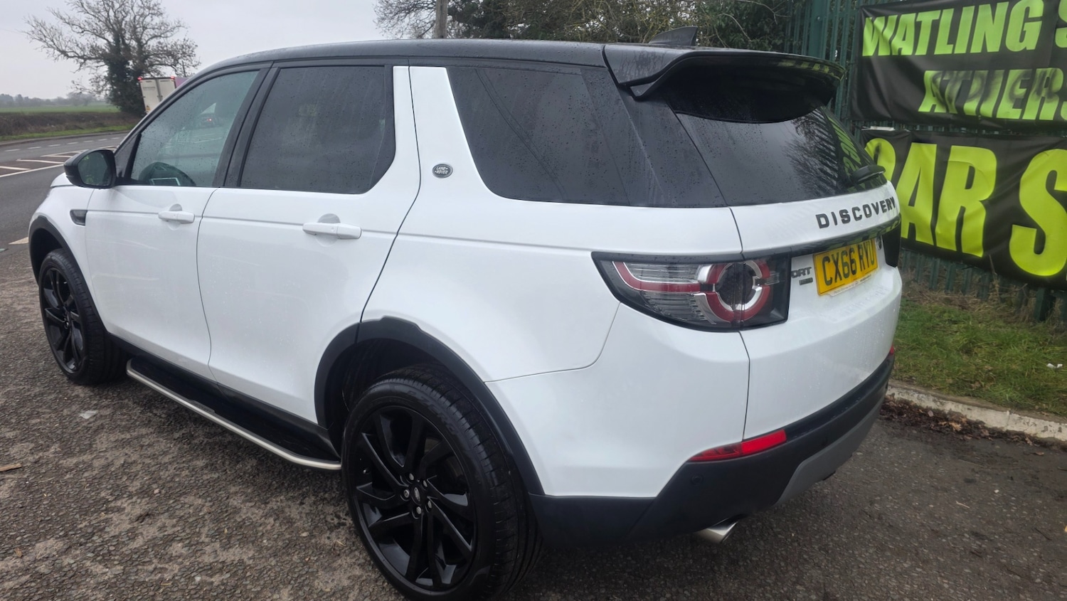 Used Land Rover Discovery Sport 2016 for sale - 77329397: Photo 15