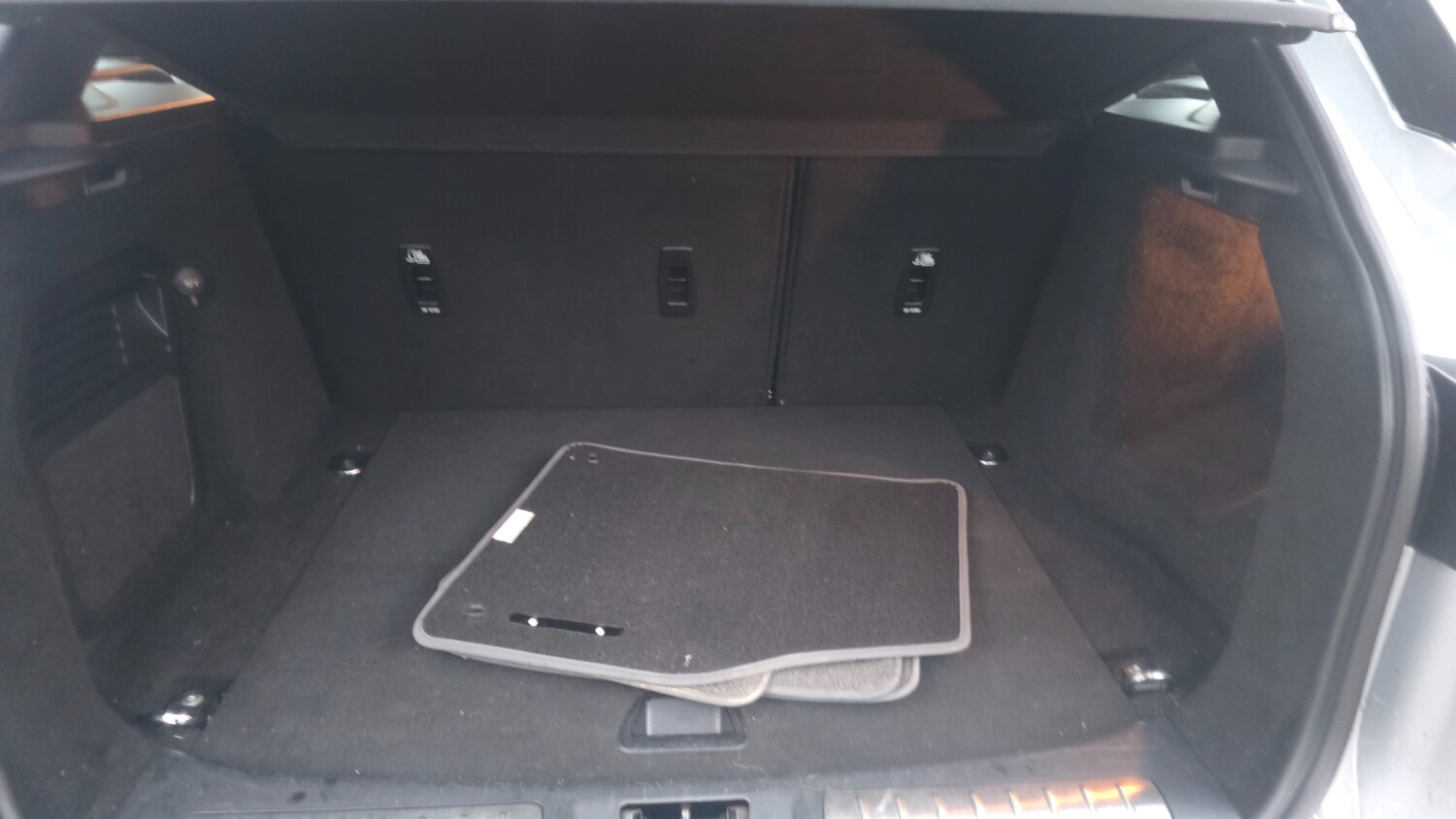 Used Land Rover Range Rover Evoque 2018 for sale - 77614670: Photo 25