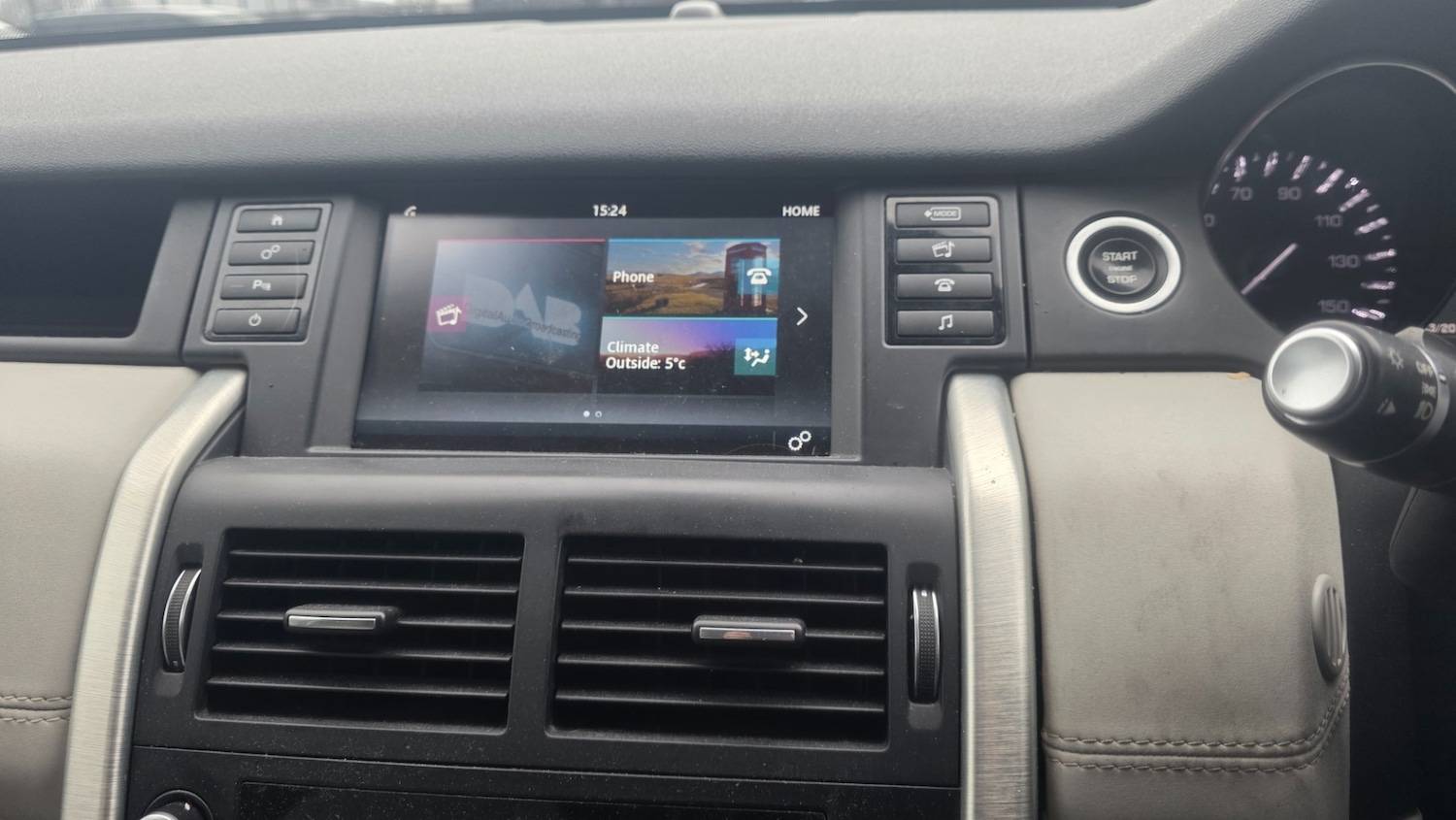 Used Land Rover Discovery Sport 2015 for sale - 77186518: Photo 12