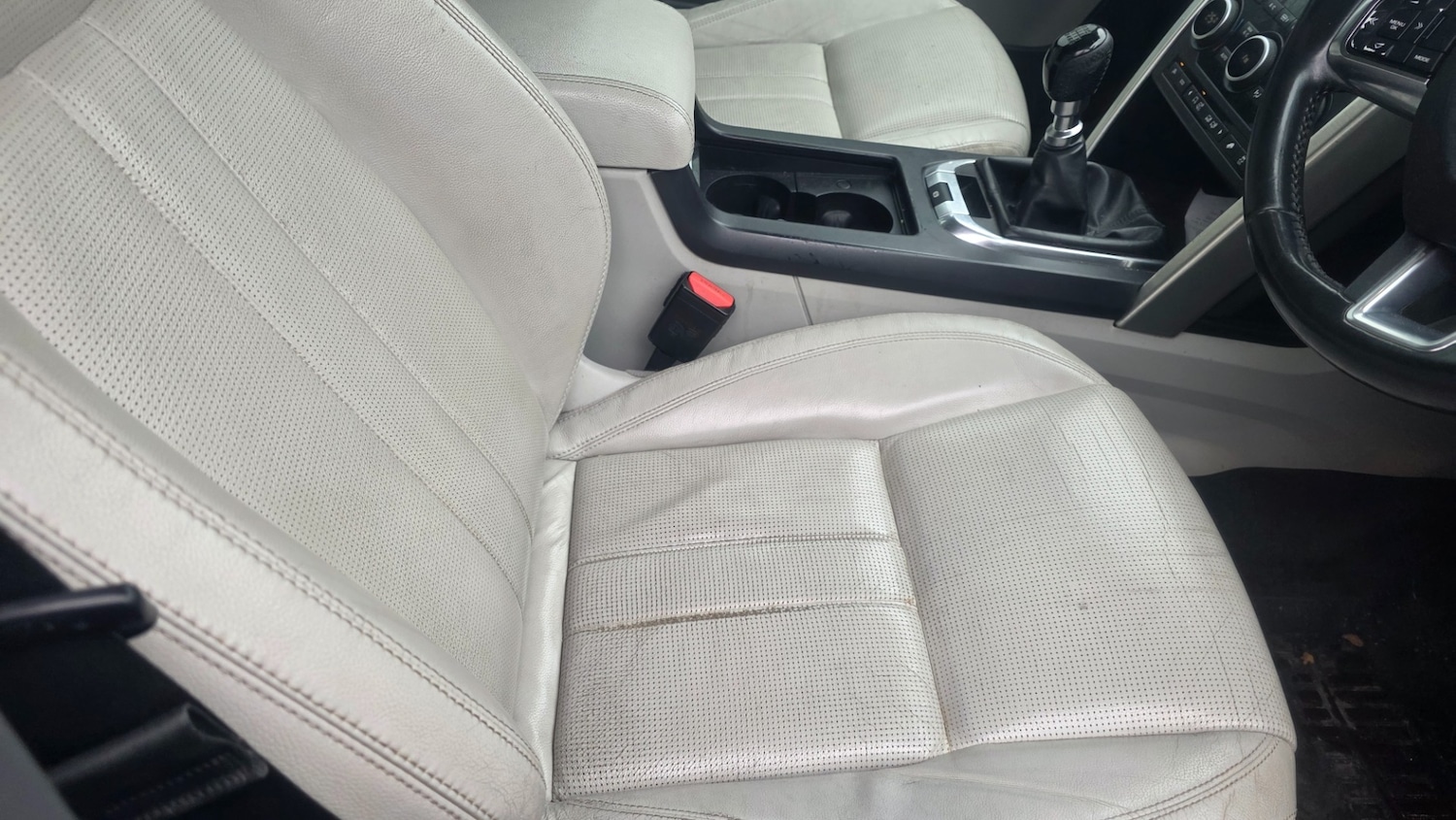 Used Land Rover Discovery Sport 2015 for sale - 77186518: Photo 3