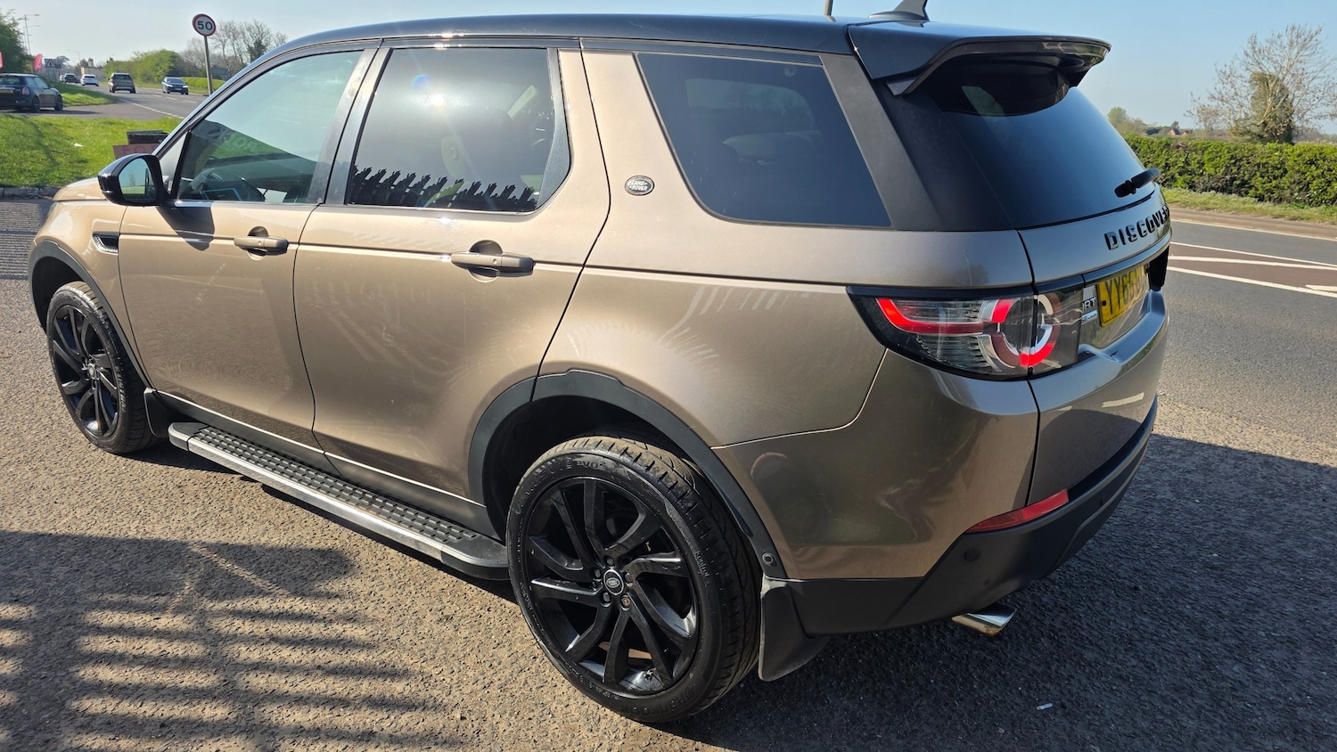 Used Land Rover Discovery Sport 2015 for sale - 78173067: Photo 11