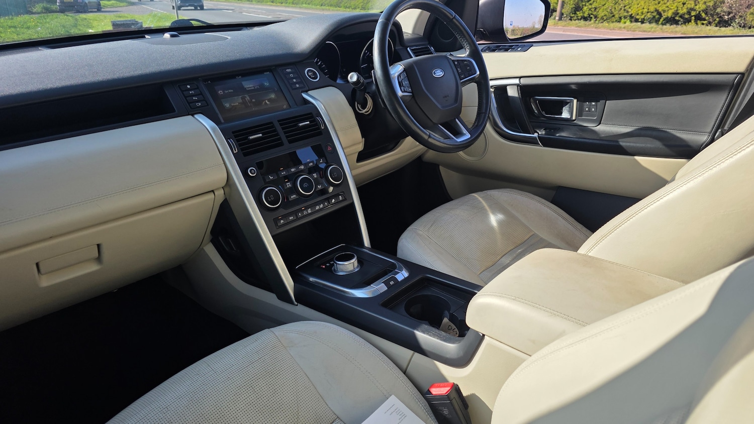 Used Land Rover Discovery Sport 2015 for sale - 78173067: Photo 12