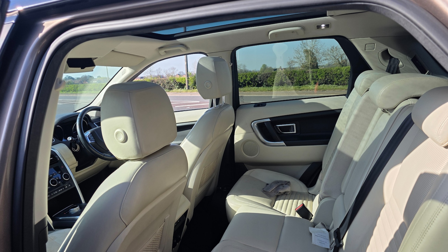 Used Land Rover Discovery Sport 2015 for sale - 78173067: Photo 13