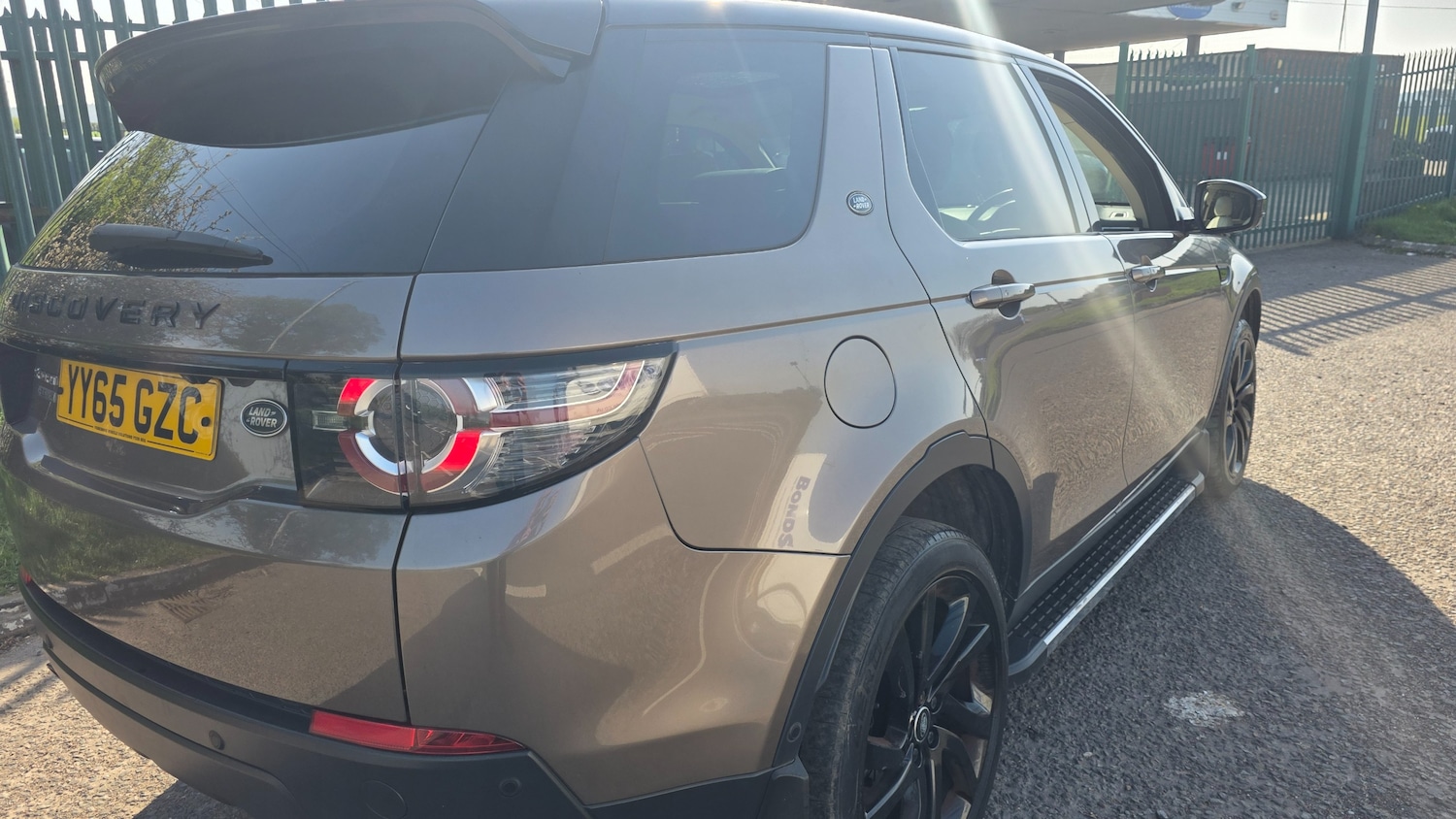 Used Land Rover Discovery Sport 2015 for sale - 78173067: Photo 3