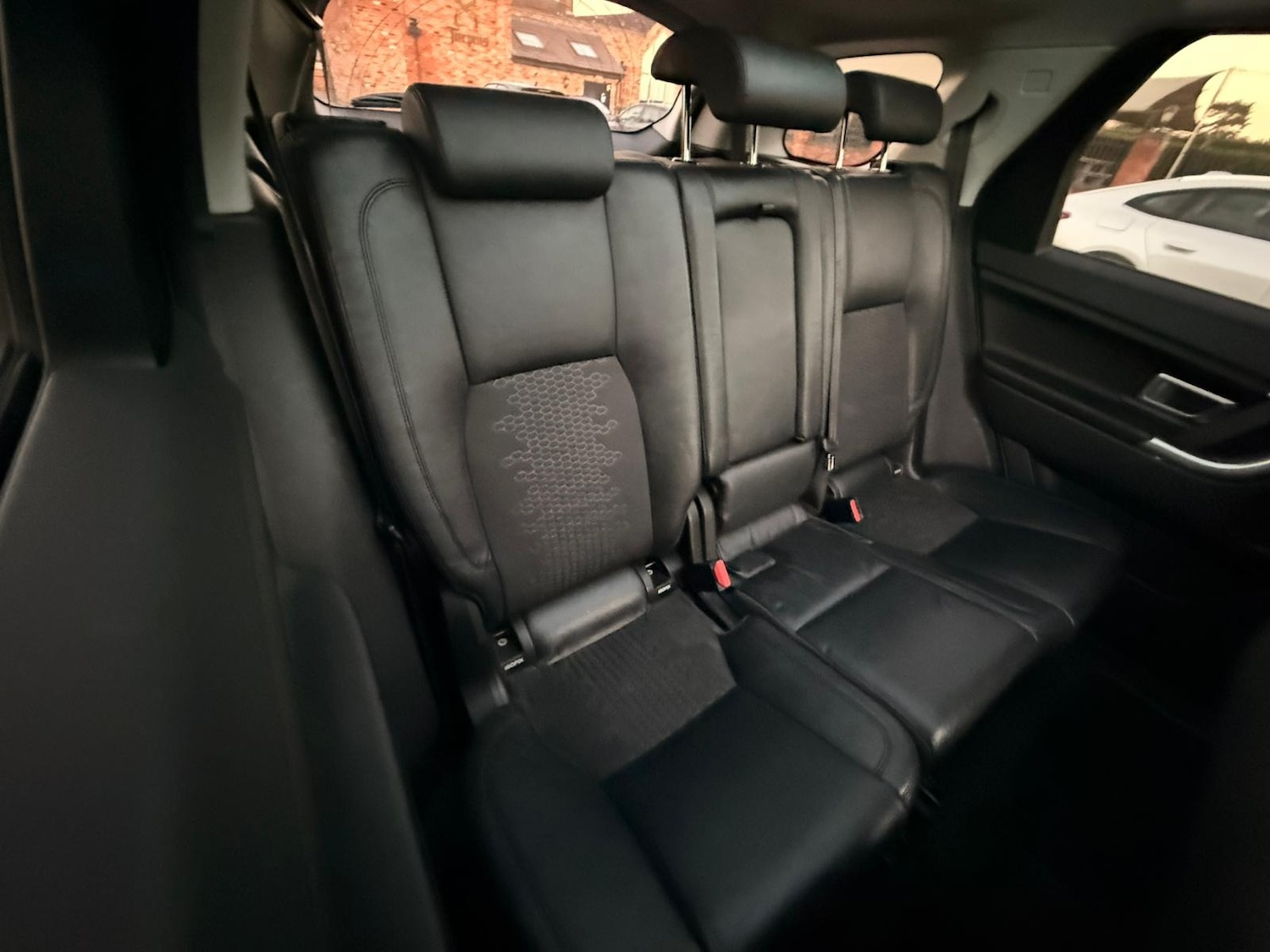 Used Land Rover Discovery Sport 2015 for sale - 76606121: Photo 12