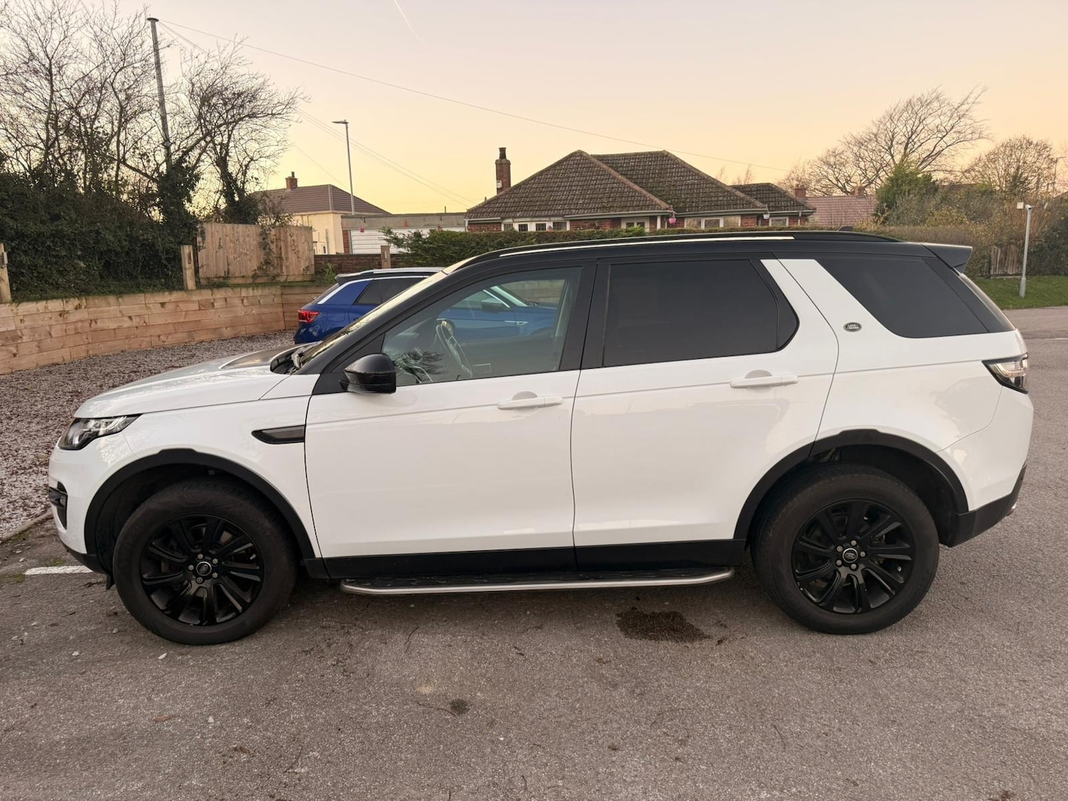 Used Land Rover Discovery Sport 2015 for sale - 76606121: Photo 3