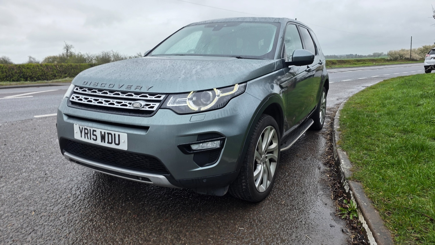 Used Land Rover Discovery Sport 2015 for sale - 78049877: Photo 5
