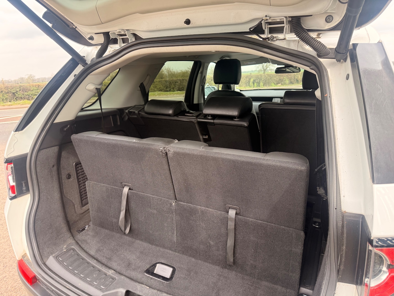 Used Land Rover Discovery Sport 2016 for sale - 77995211: Photo 11