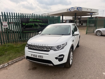 Used Land Rover Discovery Sport 2016 for sale - 77995211: Photo