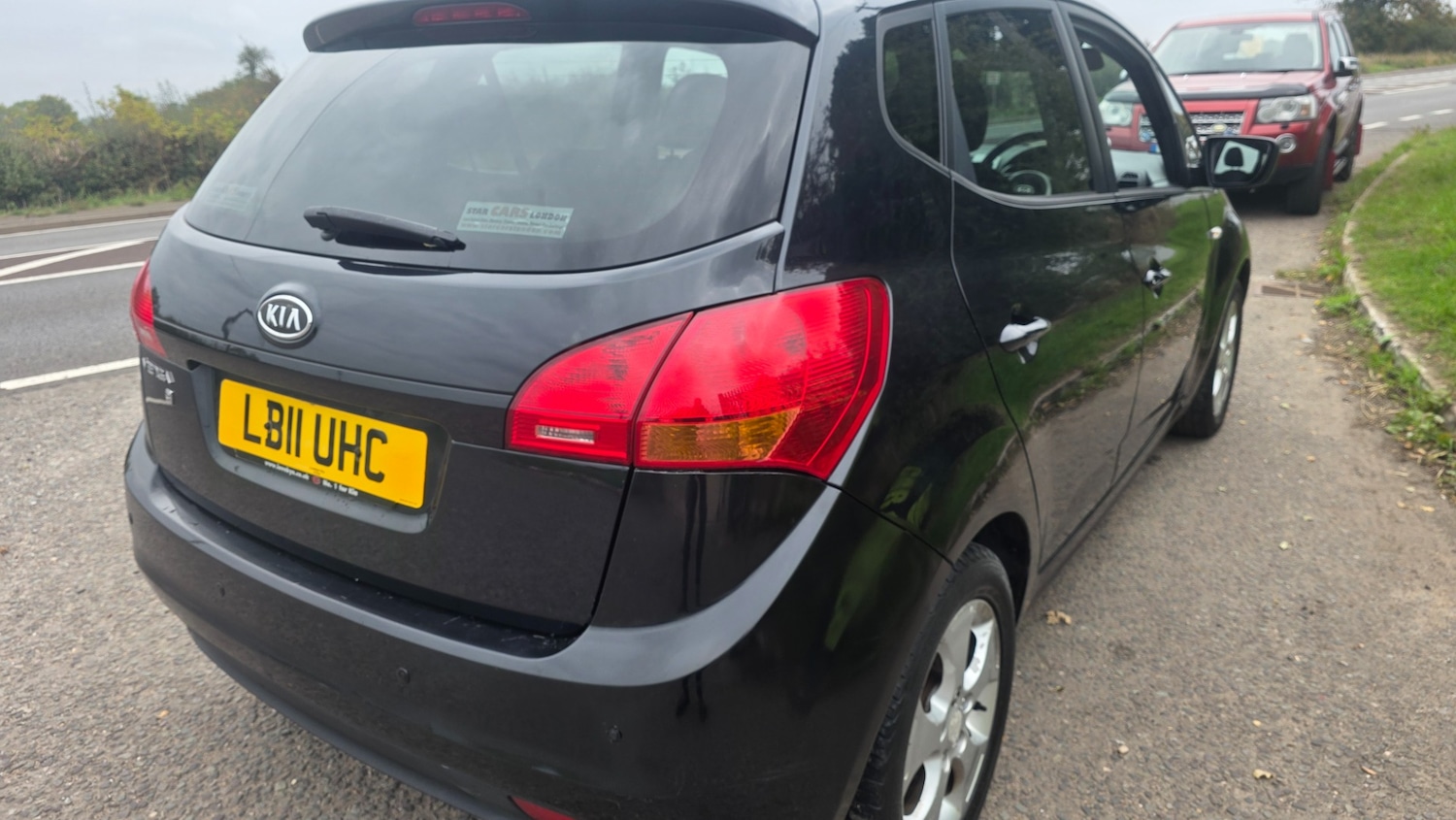 Used Kia Venga 2011 for sale - 76093903: Photo 13