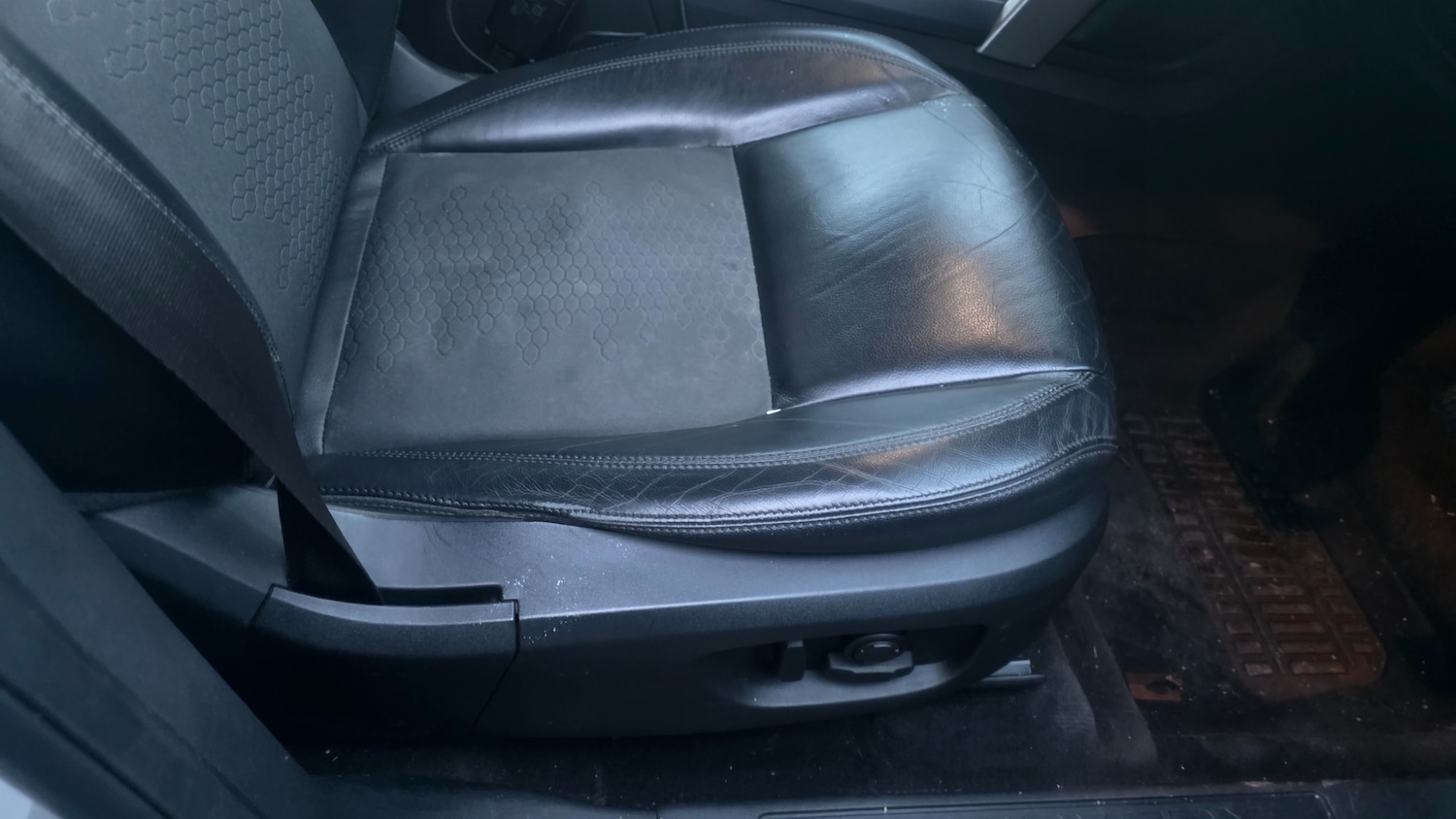 Used Land Rover Discovery Sport 2016 for sale - 77530607: Photo 18