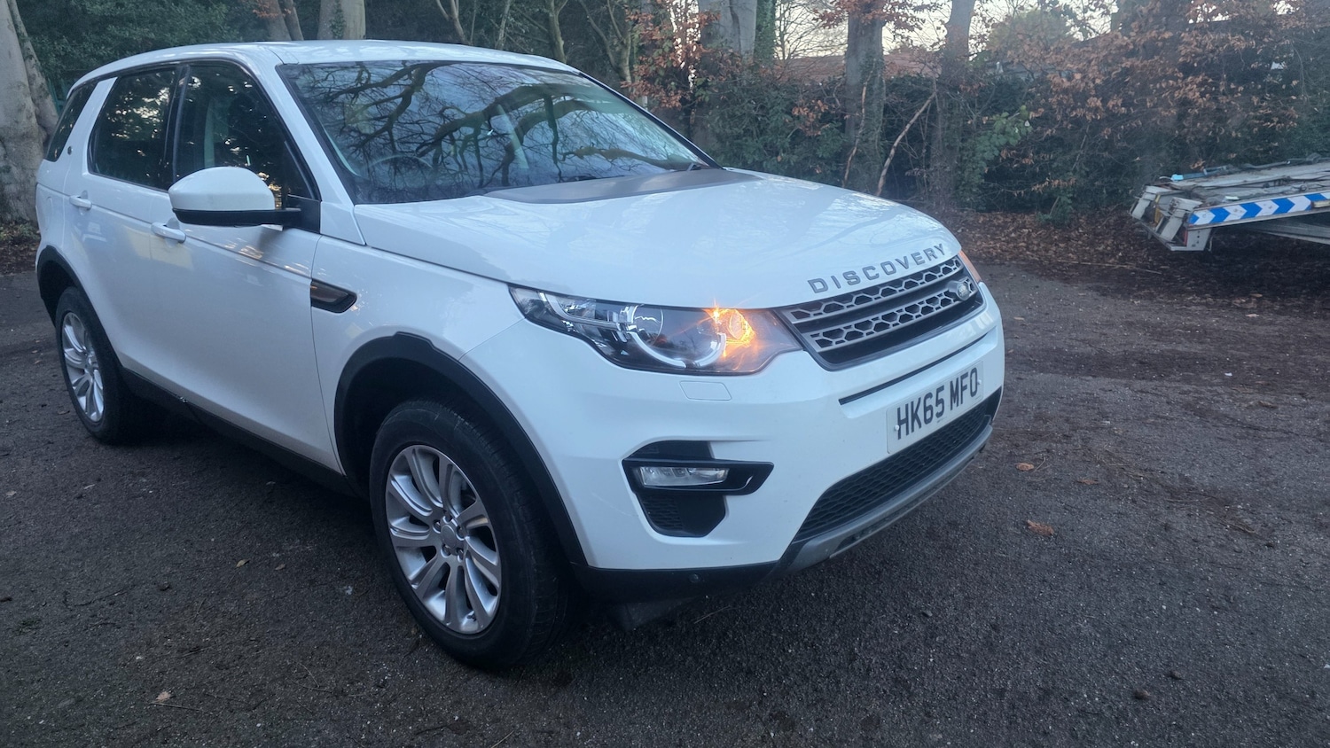 Used Land Rover Discovery Sport 2016 for sale - 77530607: Photo 2