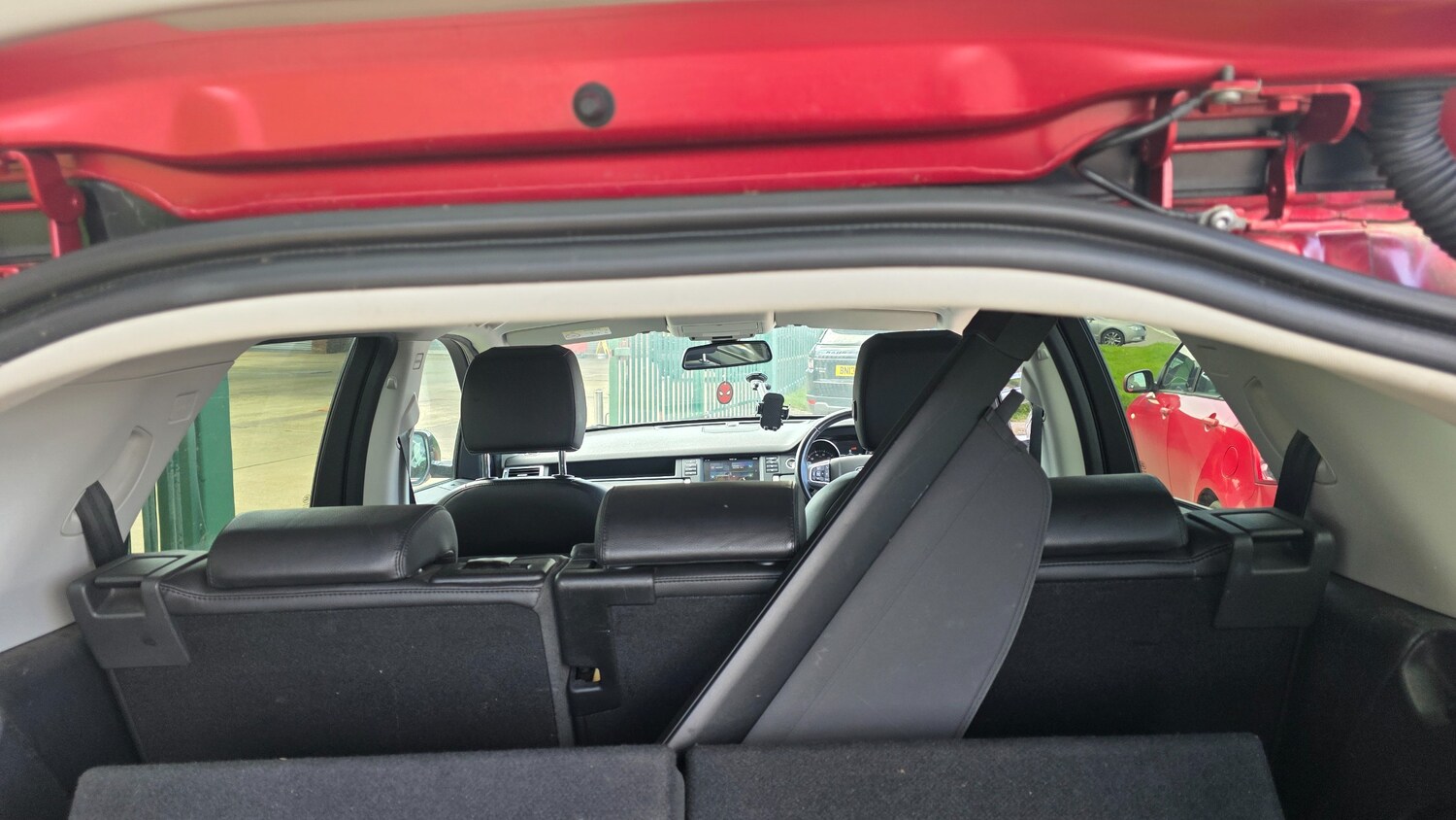 Used Land Rover Discovery Sport 2017 for sale - 78089401: Photo 25