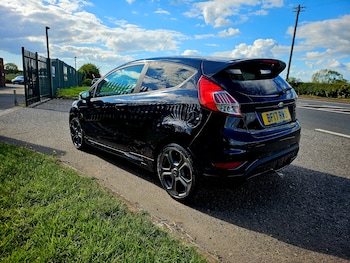 Used Ford Fiesta 2017 for sale - 78824738: Photo
