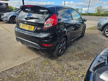 Used Ford Fiesta 2017 for sale - 78824738: Photo