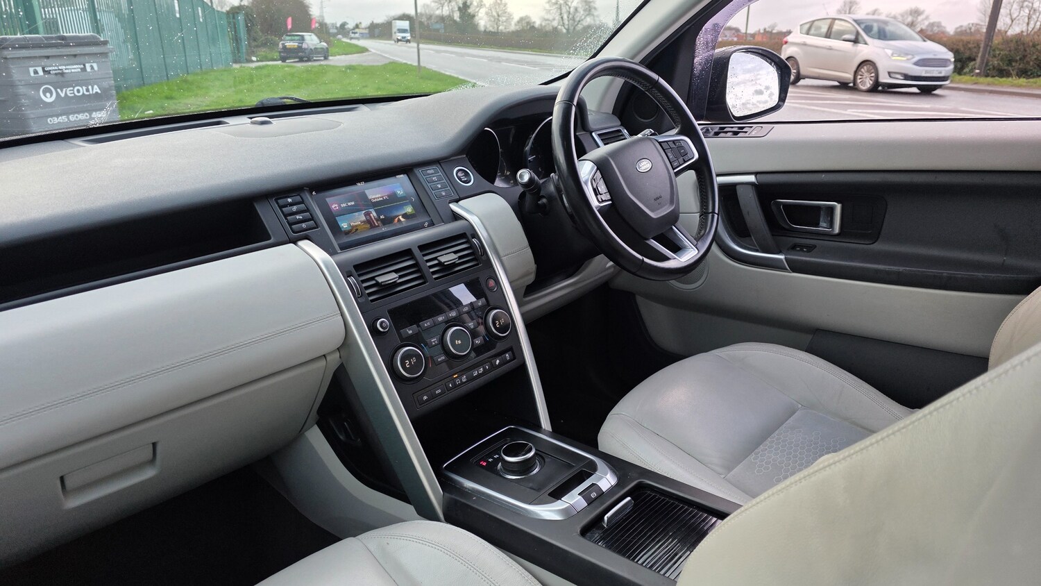 Used Land Rover Discovery Sport for sale - 77911344: Photo 23