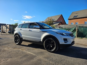 Land Rover - Range Rover Evoque