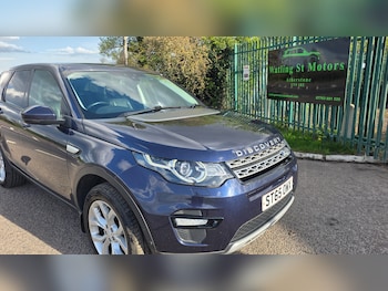 Used Land Rover Discovery Sport 2015 for sale - 78233202: Photo