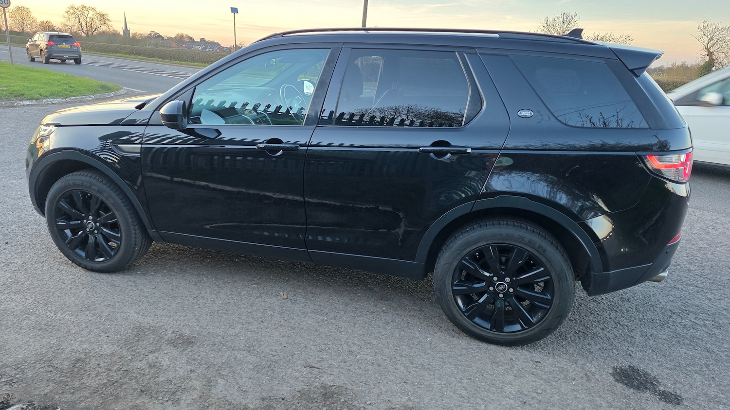 Used Land Rover Discovery Sport 2016 for sale - 77942201: Photo 10