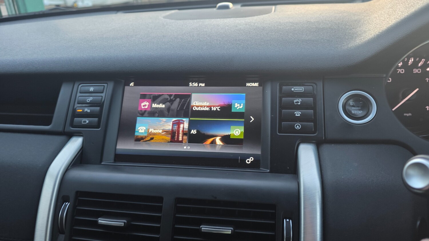 Used Land Rover Discovery Sport 2016 for sale - 77942201: Photo 23